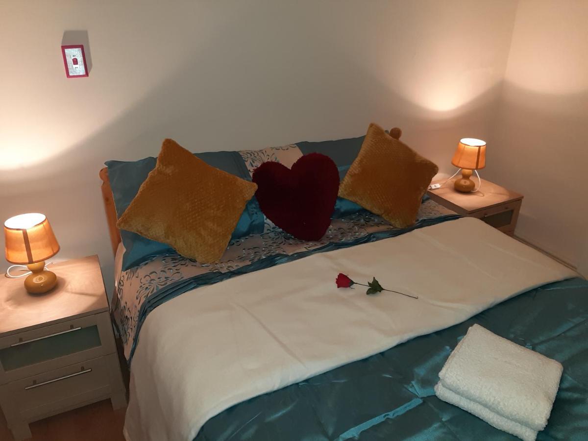 Phoenix Nights Guest House Barrow-in-Furness Екстер'єр фото