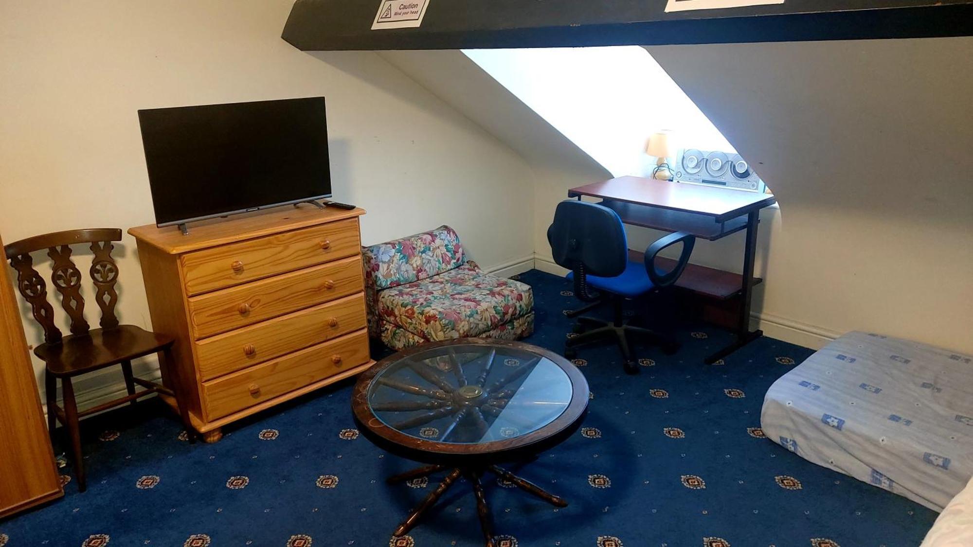 Phoenix Nights Guest House Barrow-in-Furness Екстер'єр фото